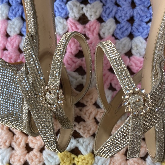 Copper Key Waltz Gold Rhinestone Glitter Shimmer Bedazzled Strappy Sandals Heels - Picture 6 of 15